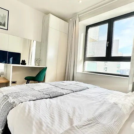 Nordic Oasis Luxury 1 Bedroom Aviatiei Tower *