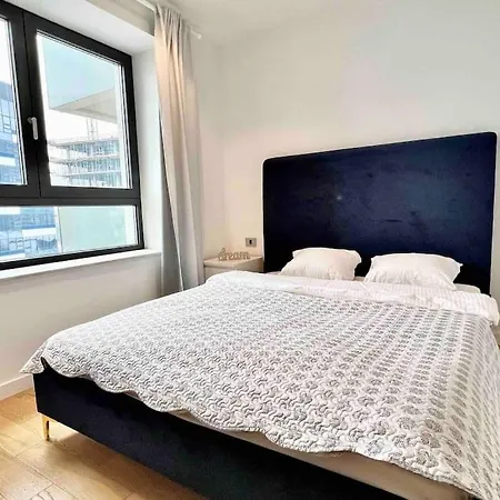 Nordic Oasis Luxury 1 Bedroom Aviatiei Tower Apartment
