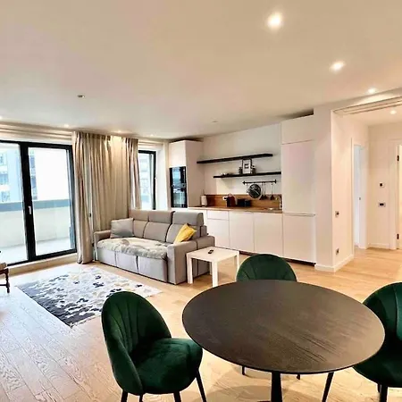 Nordic Oasis Luxury 1 Bedroom Aviatiei Tower *
